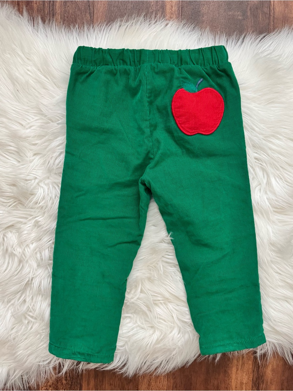 Baby Boden Corduroy Pants Apple Applique Vibrant Green Size 18-24 Months